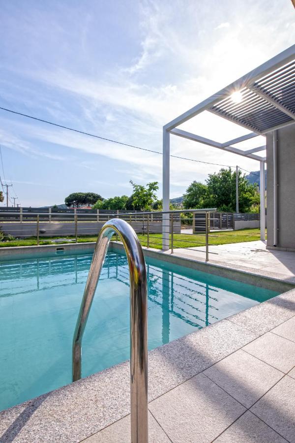 Ag Luxury Villas, Iraklitsa Nea Iraklitsa 외부 사진